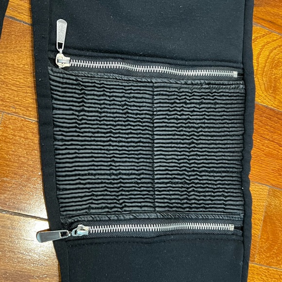 Tailored Recreation Premium Black Sweatpants with Zipper Knees Men's Small - Picture 9 of 11